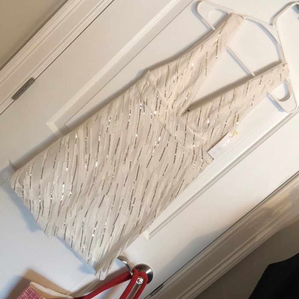 NWT BCBGeneration cream w gold sequin dress sz 4